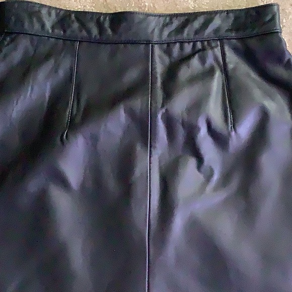 ADLER Collection leather skirt black full-lined zipper back (8) soft lea… - Picture 4 of 15